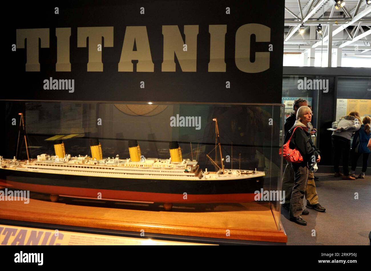 Titanic-Original luggage label, recovered from Titanic wreck Stock Photo -  Alamy