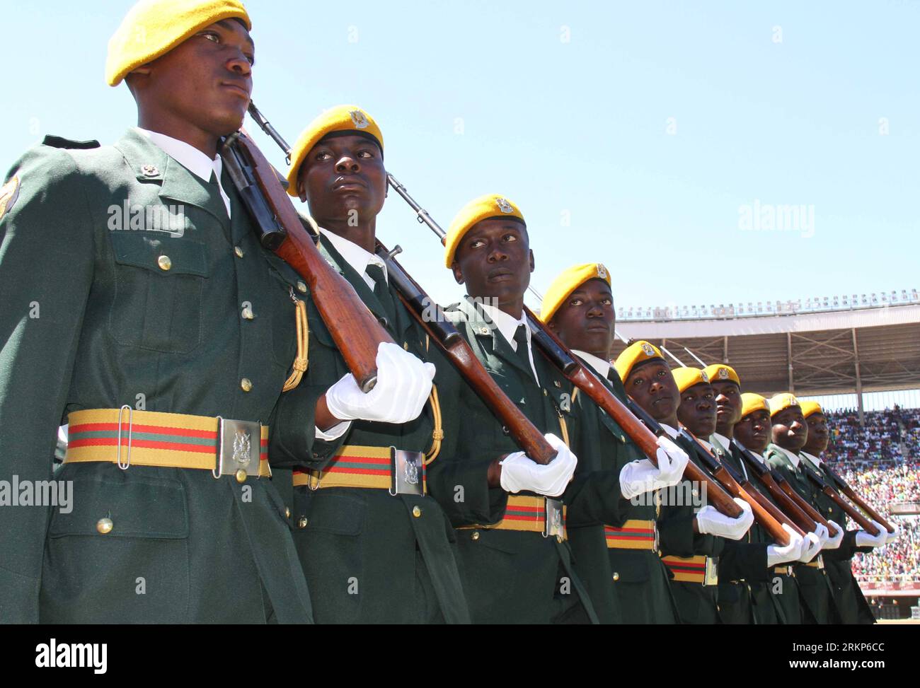 Bildnummer: 57910945  Datum: 18.04.2012  Copyright: imago/Xinhua (120418) -- HARARE, April 18, 2012 (Xinhua) -- Members of Zimbabwean forces participate in a military review marking the 32nd anniversary of Zimbabwe s independence at the National Sports Stadium in Harare, capital of Zimbabwe, on April 18, 2012. The main celebrations of Zimbabwe s 32 years of independence took place at the National Sports Stadium in Harare Wednesday, with the theme being indigenization and empowerment for social and economic transformation . (Xinhua/Li Ping) (zjl) ZIMBABWE-HARARE-32ND ANNIVERSARY-INDEPENDENCE PU Stock Photo