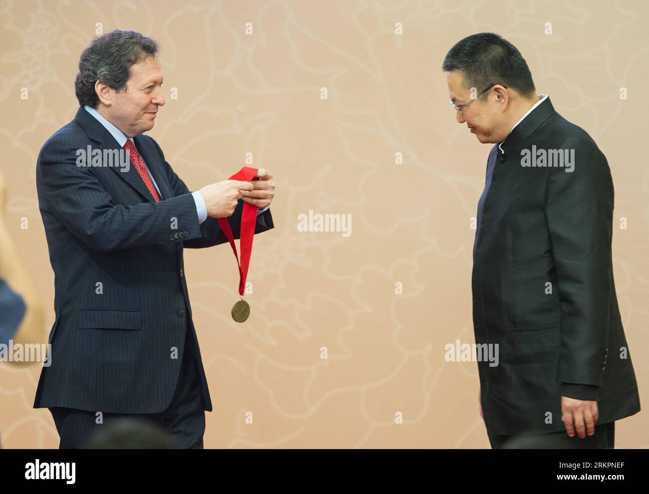 Thomas j pritzker hi-res stock photography and images - Alamy