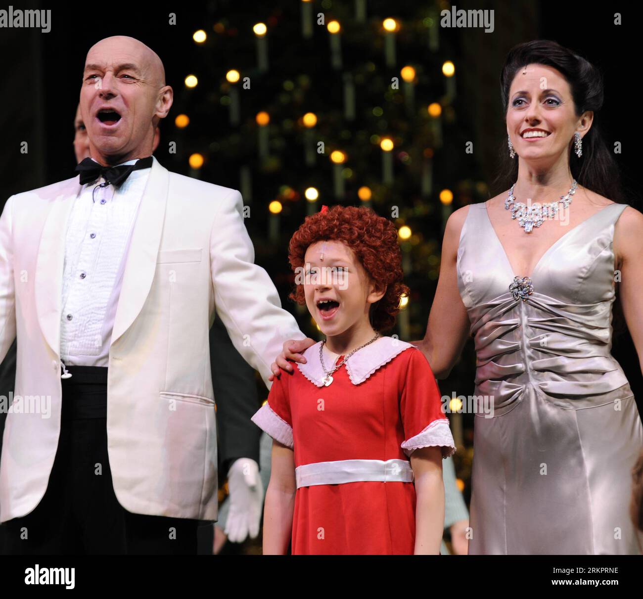 Orphan annie hi-res stock photography and images - Alamy