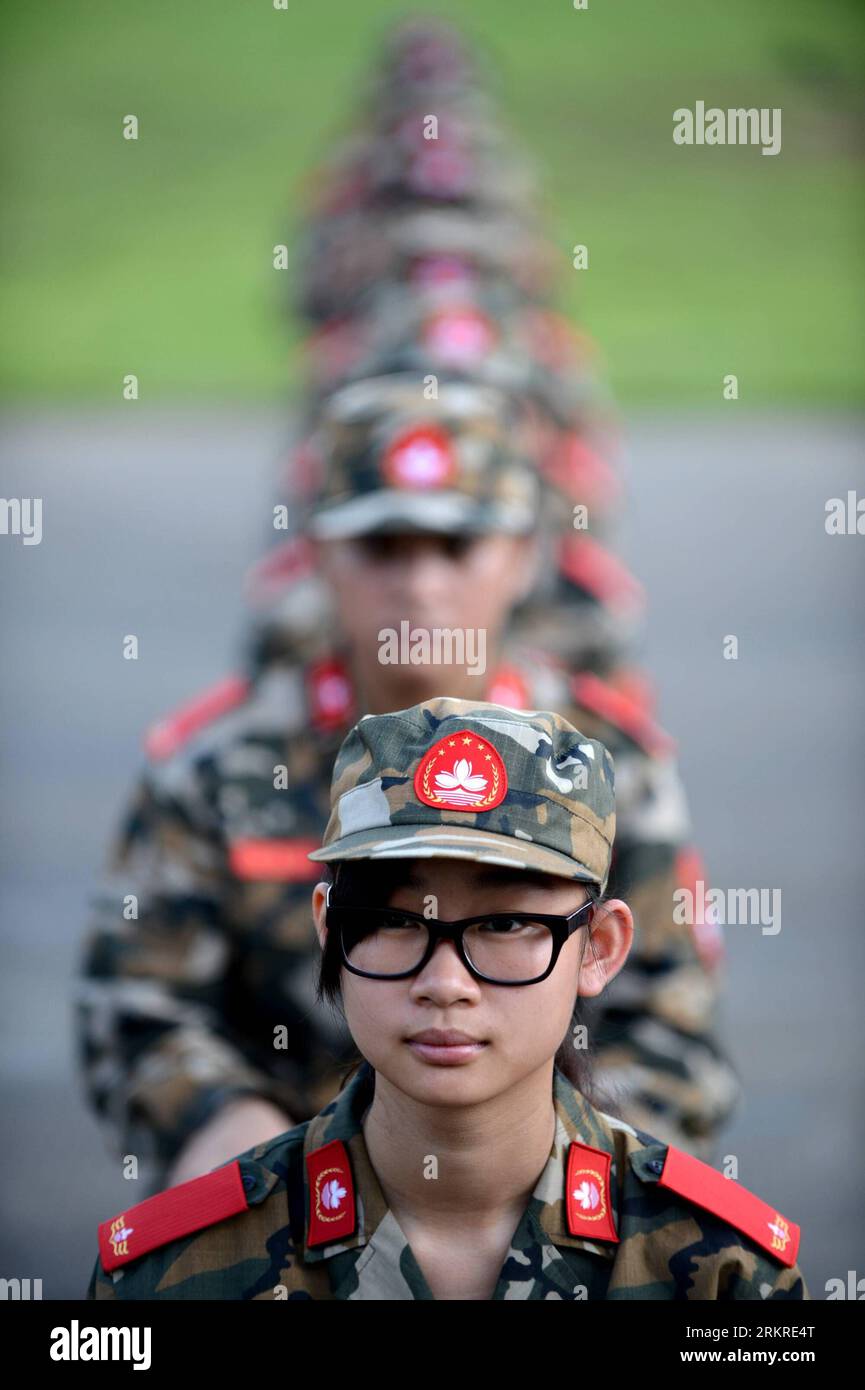 A*s  Chinese army pla military hi-res stock photography and