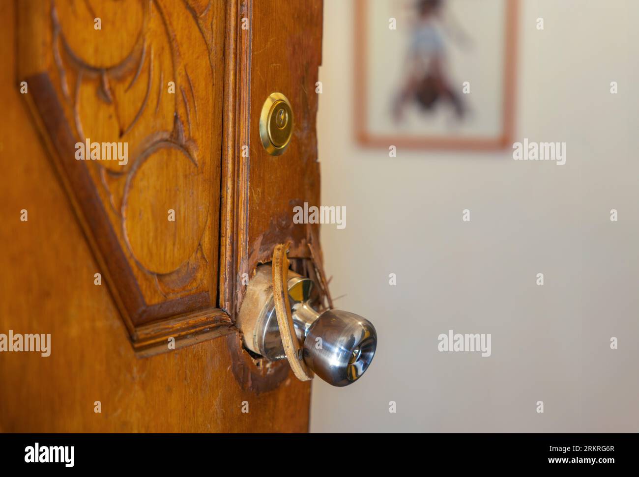 broken door lock, violent entry home invasion, robbers gained entry Stock Photo
