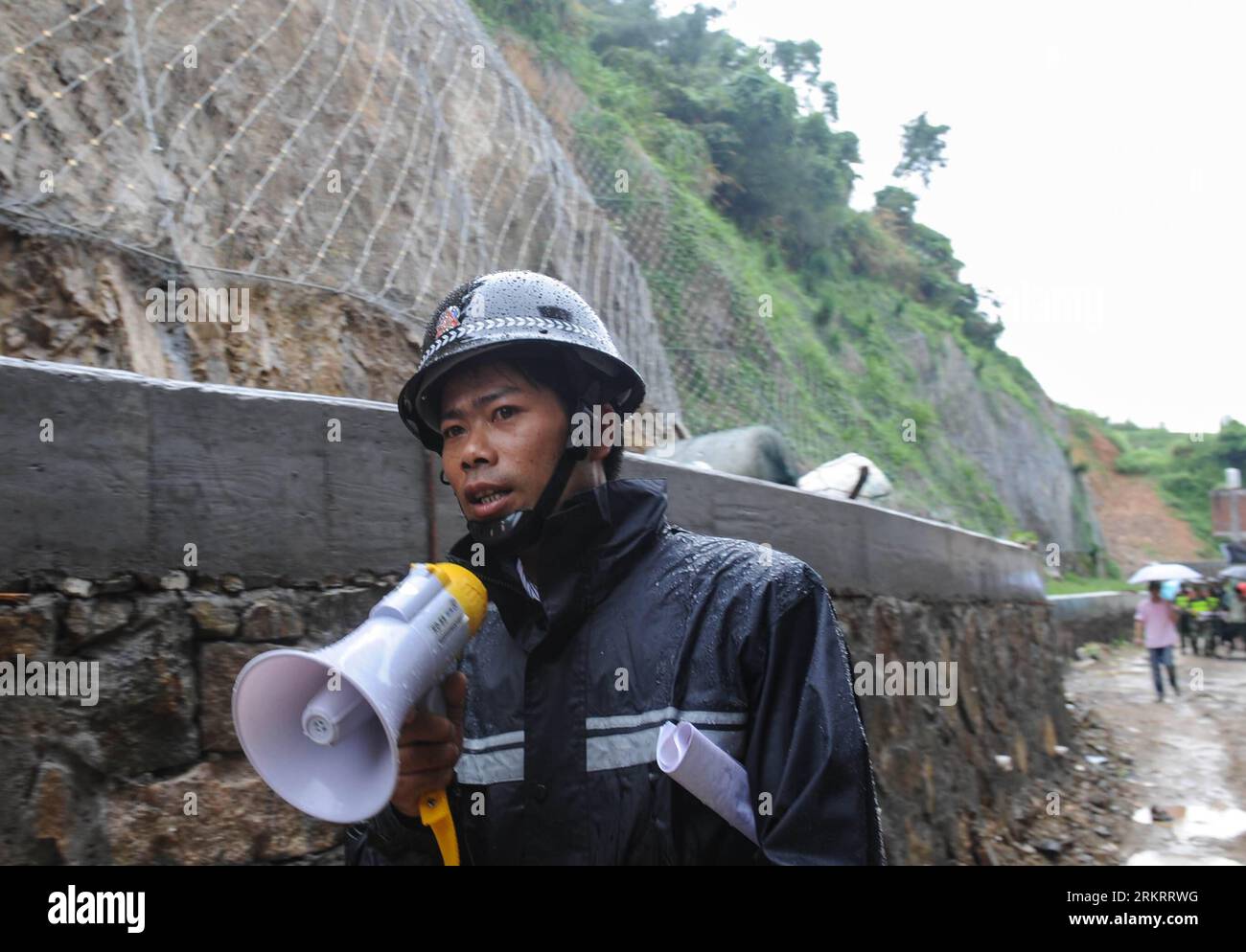 大人も着やすいシンプルファッション Taifun hi-res stock photography and images - Page 12 - Alamy スキー