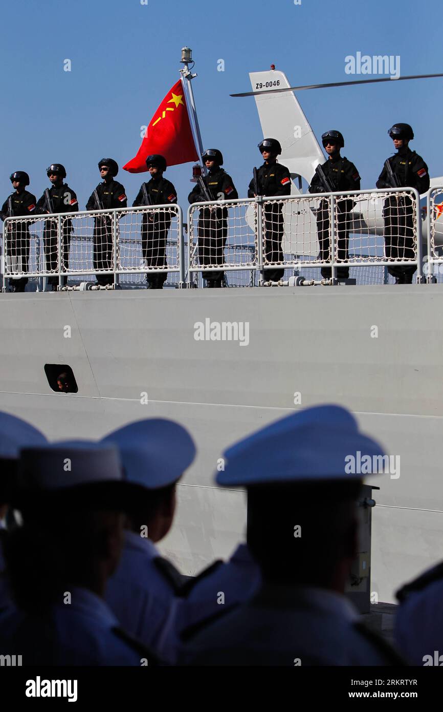 Chinese navy port visit hi-res stock photography and images