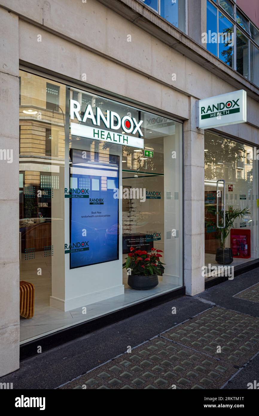 Randox Health Great Portland Street London. Randox Health Clinic on Great Portland St London. Randox Health Drop In Clinic and Testing Centre. Stock Photo