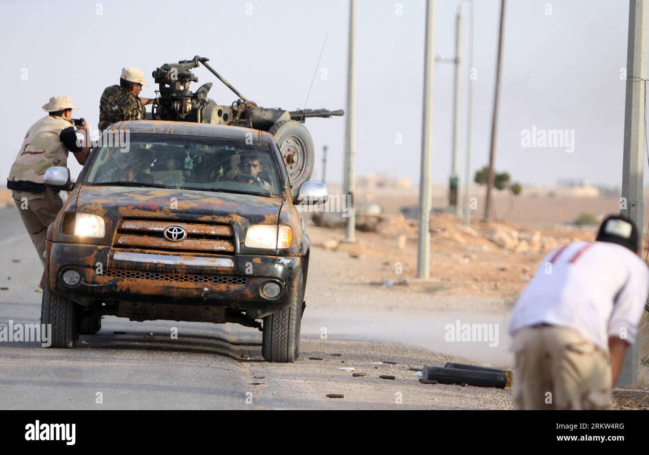 FREED Hamilton Beach 79.1 in. 21.0 cu. ft. Manual Defrost Chest