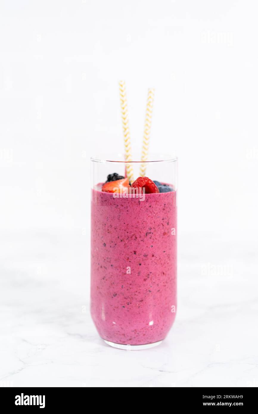 Mixed berry smoothie Stock Photo - Alamy