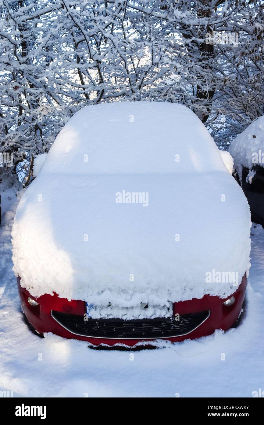 Pacific northwest snowstorm hi-res stock photography and images - Alamy