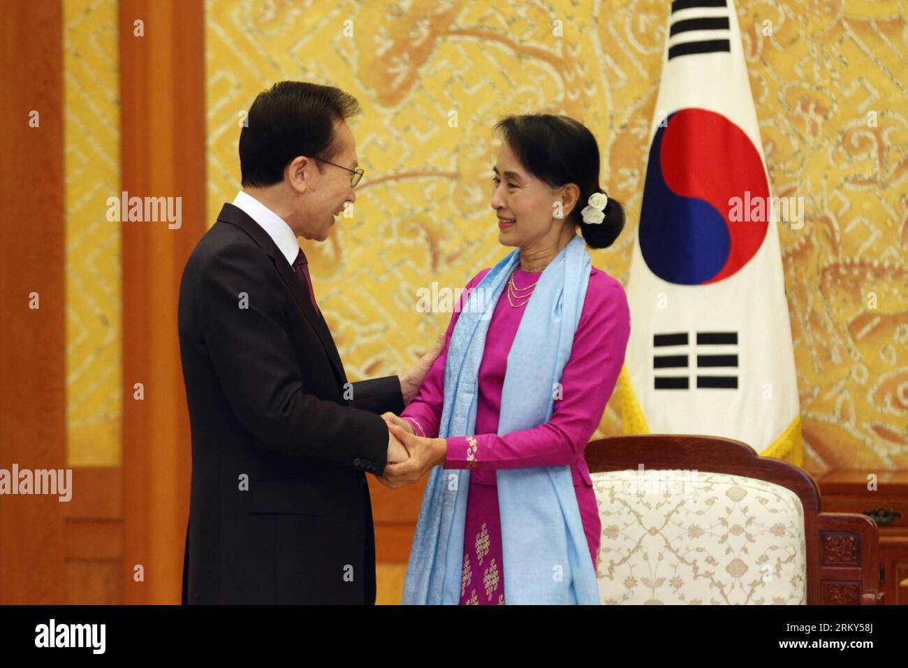 Stars Who Got Married in the First Half of 2022: Hyun Bin, Son Ye Jin, Park  Shin Hye, Jang Na Ra, and More, image size:1300x956