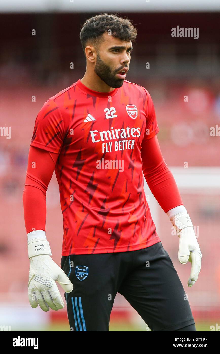 David Raya #22 of Arsenal warms up during the Premier League match ...