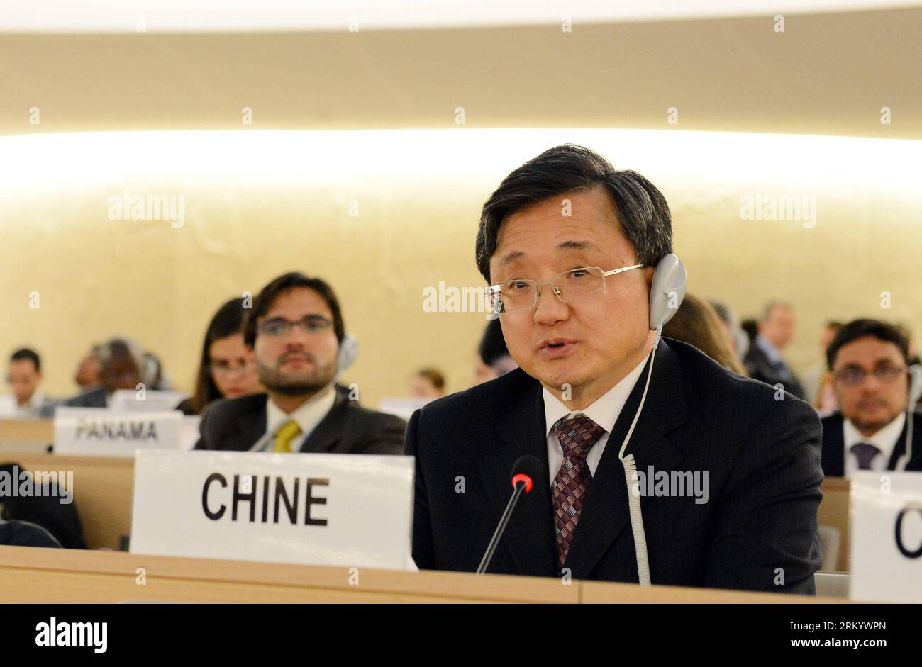 Bildnummer: 59284379  Datum: 28.02.2013  Copyright: imago/Xinhua (130228) -- GENEVA, Feb. 28, 2013 (Xinhua) -- Liu Zhenmin, permanent representative of China to the United Nations Office at Geneva and Other International Organizations in Switzerland, makes the remarks in the high-level panel on the Vienna Declaration and Program of Action (VDPA) at the Human Rights Council s 22nd session in Geneva, Feb. 28, 2013. China called upon all parties to promote dialogue and cooperation in human rights on Monday as high-level officials commemorated the 20th anniversary of the adoption of the VDPA. (Xin Stock Photo