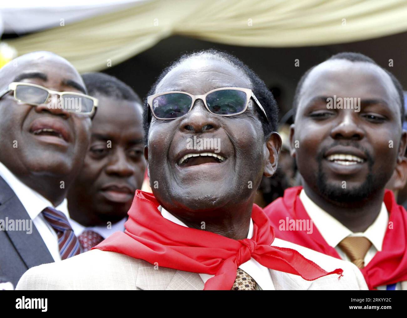 Robert mugabe birthday hi-res stock photography and images