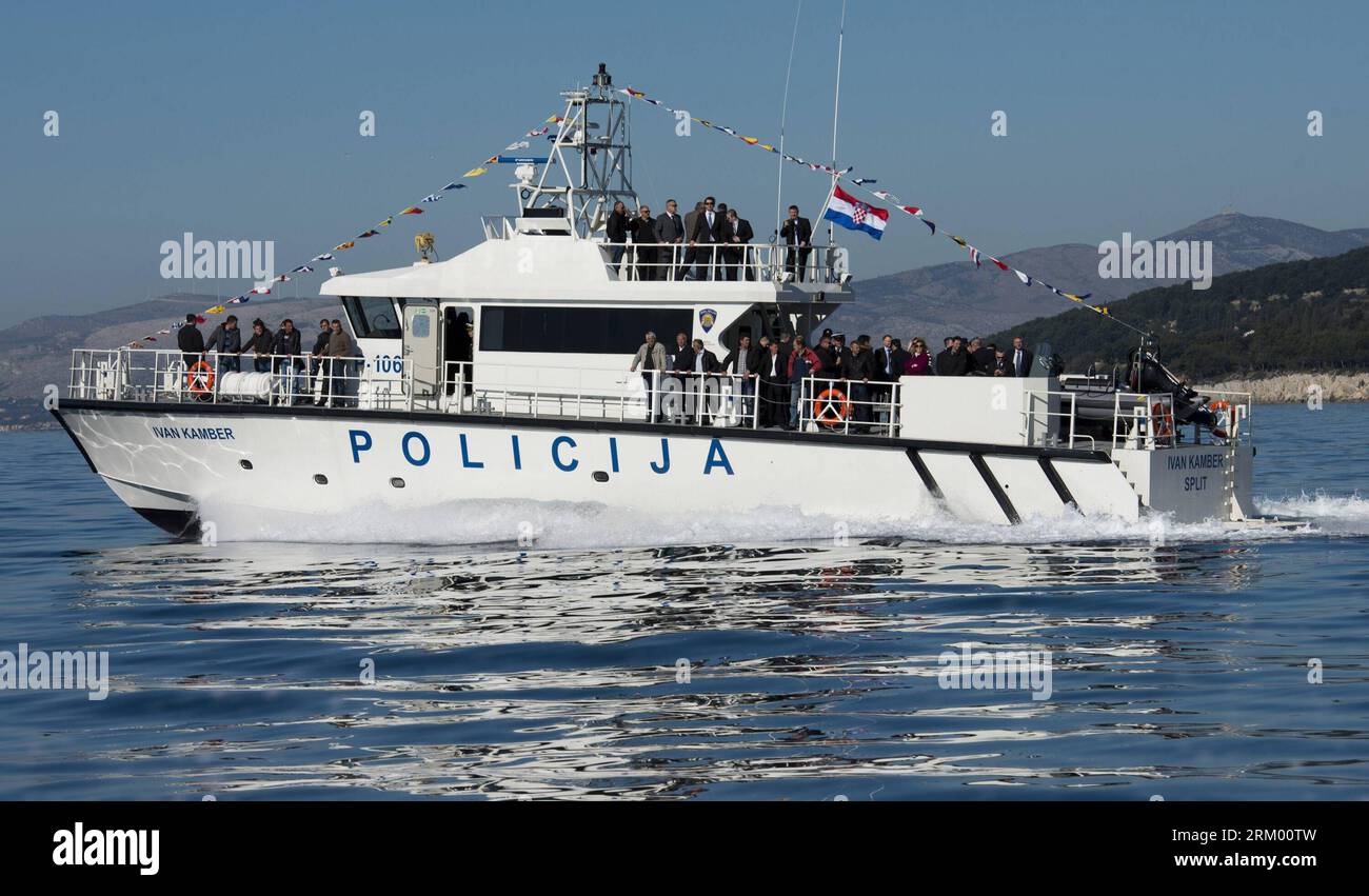 Bildnummer: 59298040  Datum: 04.03.2013  Copyright: imago/Xinhua (130304) -- ZAGREB, March 4, 2013 (Xinhua) -- Croatian Maritime Police surveillance boat speeds up during ceremonial delivery of two vessels within the framework of the European Union IPA programme for Croatia in Split, Croatia, March 4, 2013. The procurement of these two vessels is a step further in meeting the European standards and in strengthening of the common European security. Croatia is preparing to join EU as of July 1, 2013. (Xinhua/Miso Lisanin) CROATIA-SPLIT-NEW BORDER SURVEILLANCE BOATS PUBLICATIONxNOTxINxCHN Politik Stock Photo