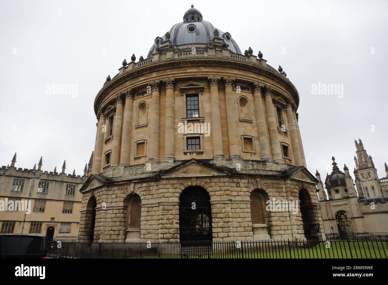 Radcliffe Camera, library and student reading room in a rainy day in Oxford, England, United Kingdom. Stock Photo