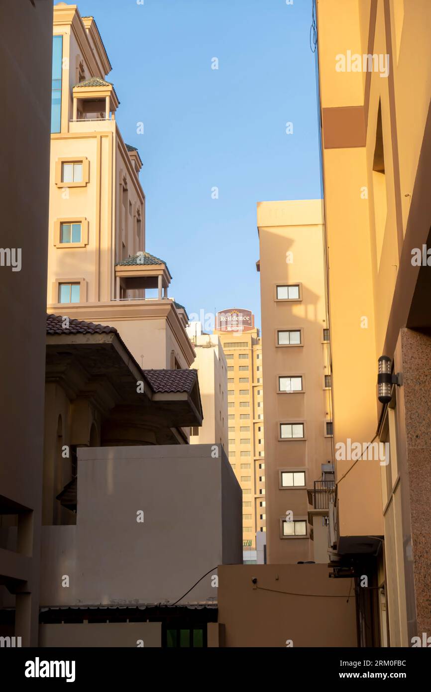 Backyards, back alleys in Jaffair Bahrain Stock Photo