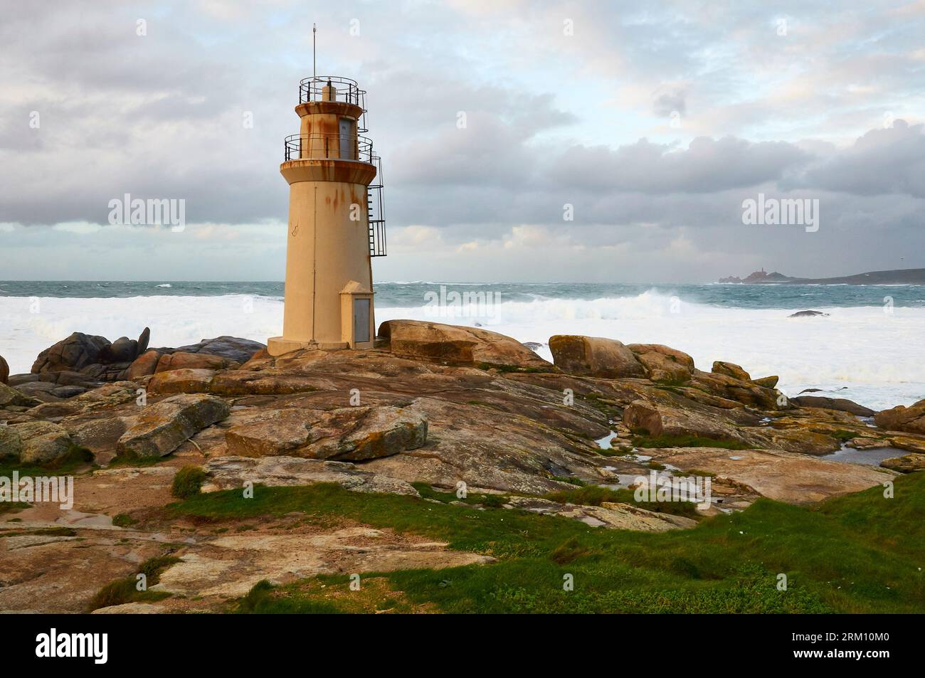 Spray Zone Supratidal Zone Hi res Stock Photography And Images Alamy spray-zone-supratidal-zone-hi-res-stock-photography-and-images-alamy