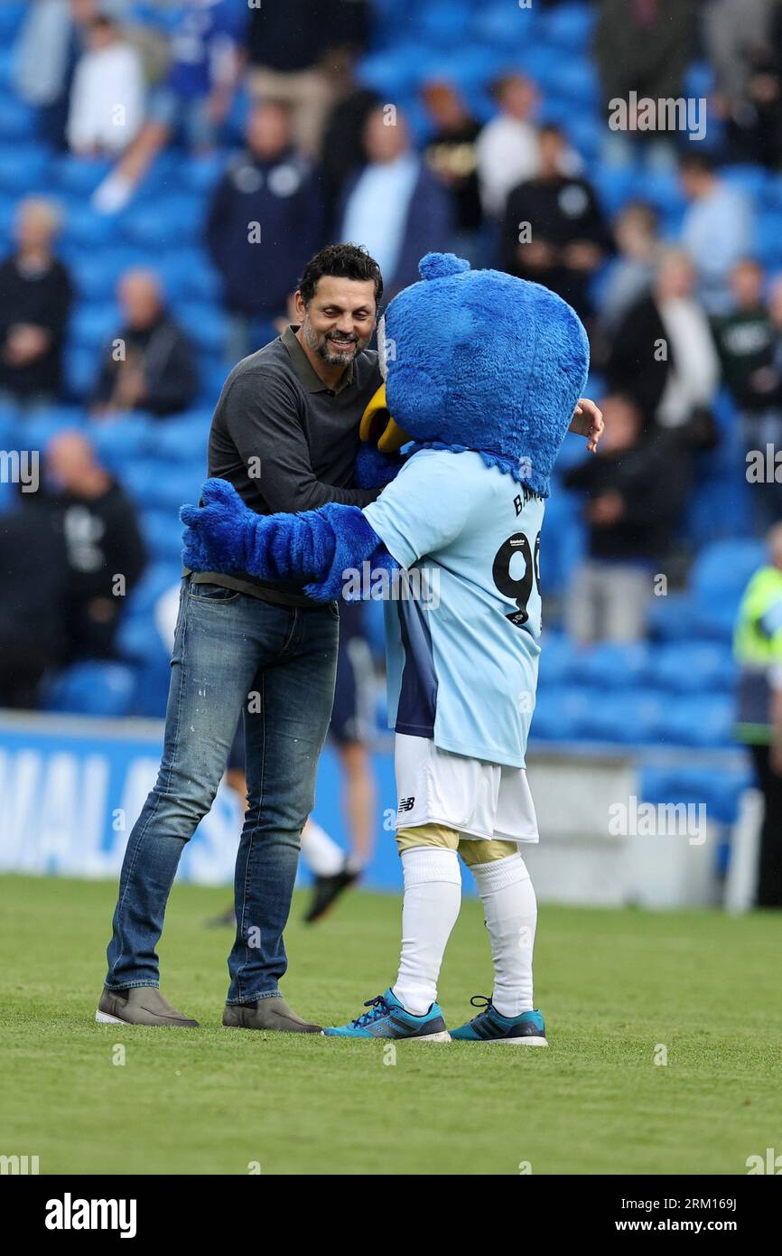 Cardiff City FC Official Mascot Package (2021/22) on Vimeo