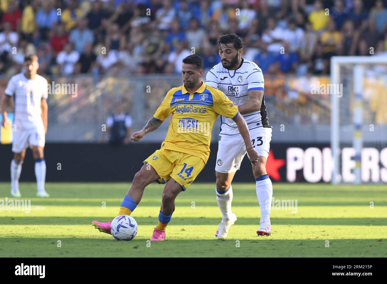 Frosinone, Italy. 26th Aug, 2023. Francesco Gelli of Frosinone Calcio and Sead Kolasinac of Atalanta during the 2nd matchday of Serie A between Frosinone Calcio - Atalanta Bergamasca Calcio on August 26, 2023 at Benito Stirpe Stadium in Frosinone, Italy. Credit: Independent Photo Agency/Alamy Live News Stock Photo
