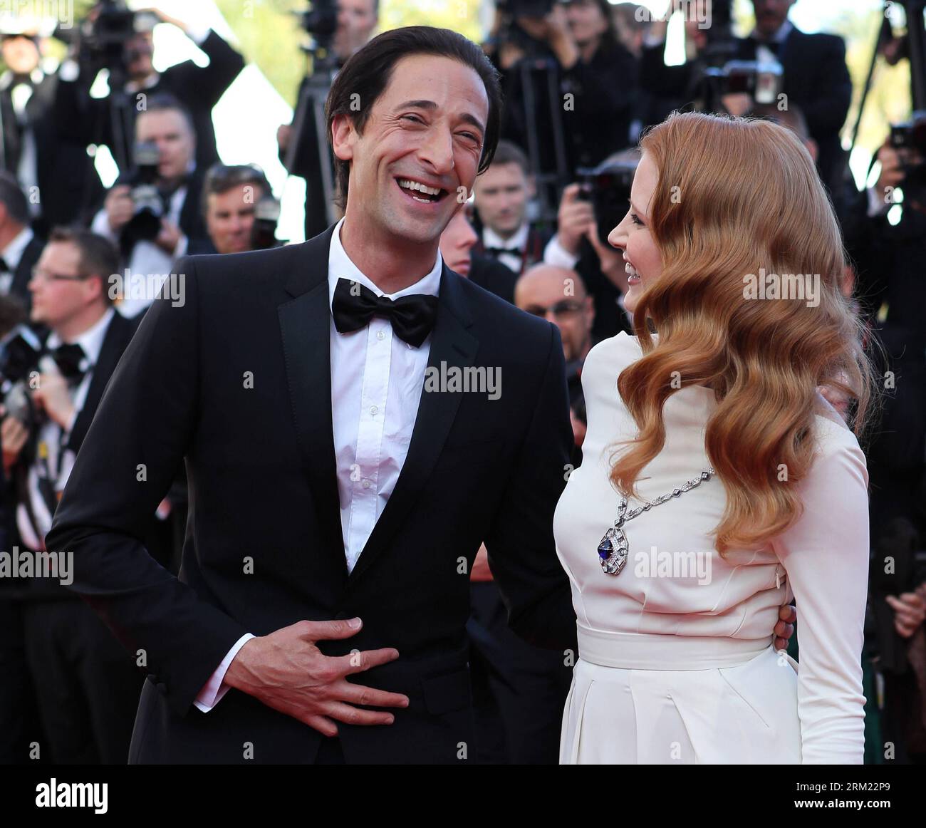 Bildnummer: 59675525  Datum: 21.05.2013  Copyright: imago/Xinhua CANNES, May 21, 2012 -- US actress Jessica Chastain (R) and actor Adrien Brody arrive for the screening of the American film Behind the Candelabra presented in Competition at the 66th edition of the Cannes Film Festival in Cannes, southern France, May 21, 2013. (Xinhua/Gao Jing) (dzl) FRANCE-CANNES-FILM FESTIVAL-BEHIND THE CANDELABRA -PREMIERE PUBLICATIONxNOTxINxCHN Entertainment Film 66 Internationale Filmfestspiele Cannes People premiumd x0x xkg 2013 quadrat     59675525 Date 21 05 2013 Copyright Imago XINHUA Cannes May 21 2012 Stock Photo