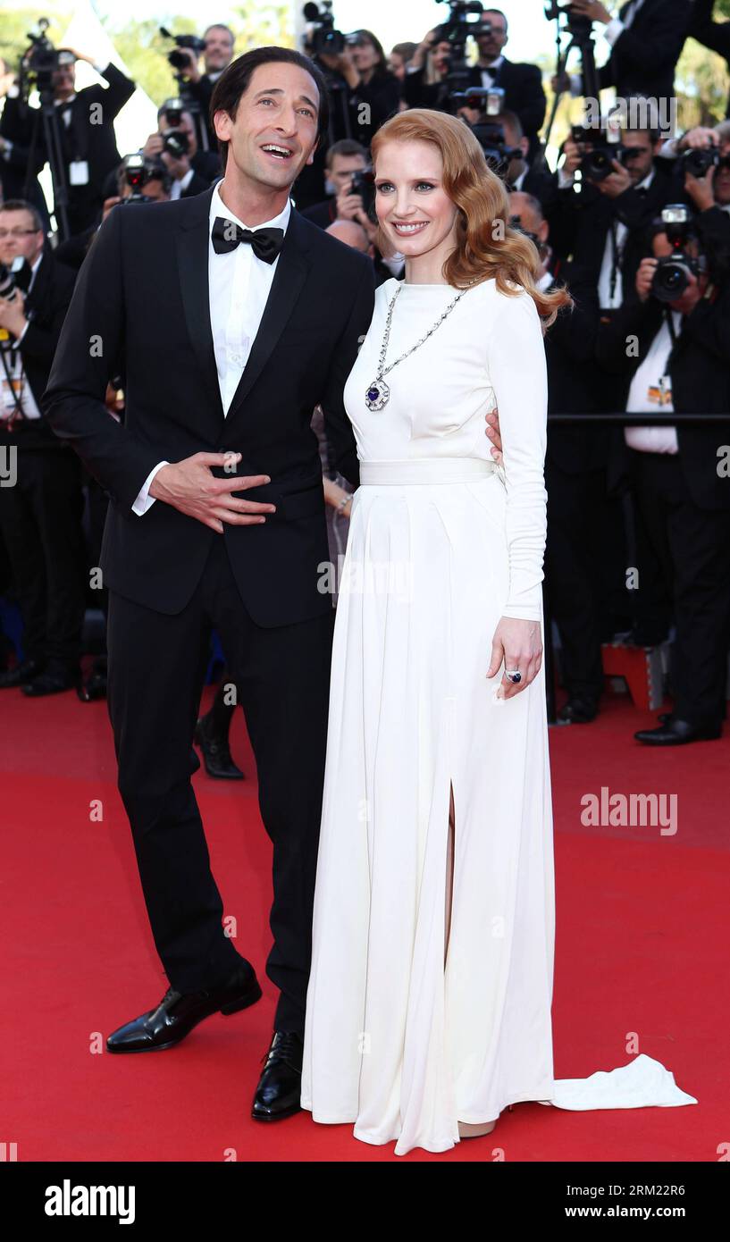 Bildnummer: 59675526  Datum: 21.05.2013  Copyright: imago/Xinhua CANNES, May 21, 2012 -- US actress Jessica Chastain (R) and actor Adrien Brody arrive for the screening of the American film Behind the Candelabra presented in Competition at the 66th edition of the Cannes Film Festival in Cannes, southern France, May 21, 2013. (Xinhua/Gao Jing) (dzl) FRANCE-CANNES-FILM FESTIVAL-BEHIND THE CANDELABRA -PREMIERE PUBLICATIONxNOTxINxCHN Entertainment Film 66 Internationale Filmfestspiele Cannes People premiumd x0x xkg 2013 hoch     59675526 Date 21 05 2013 Copyright Imago XINHUA Cannes May 21 2012 U. Stock Photo