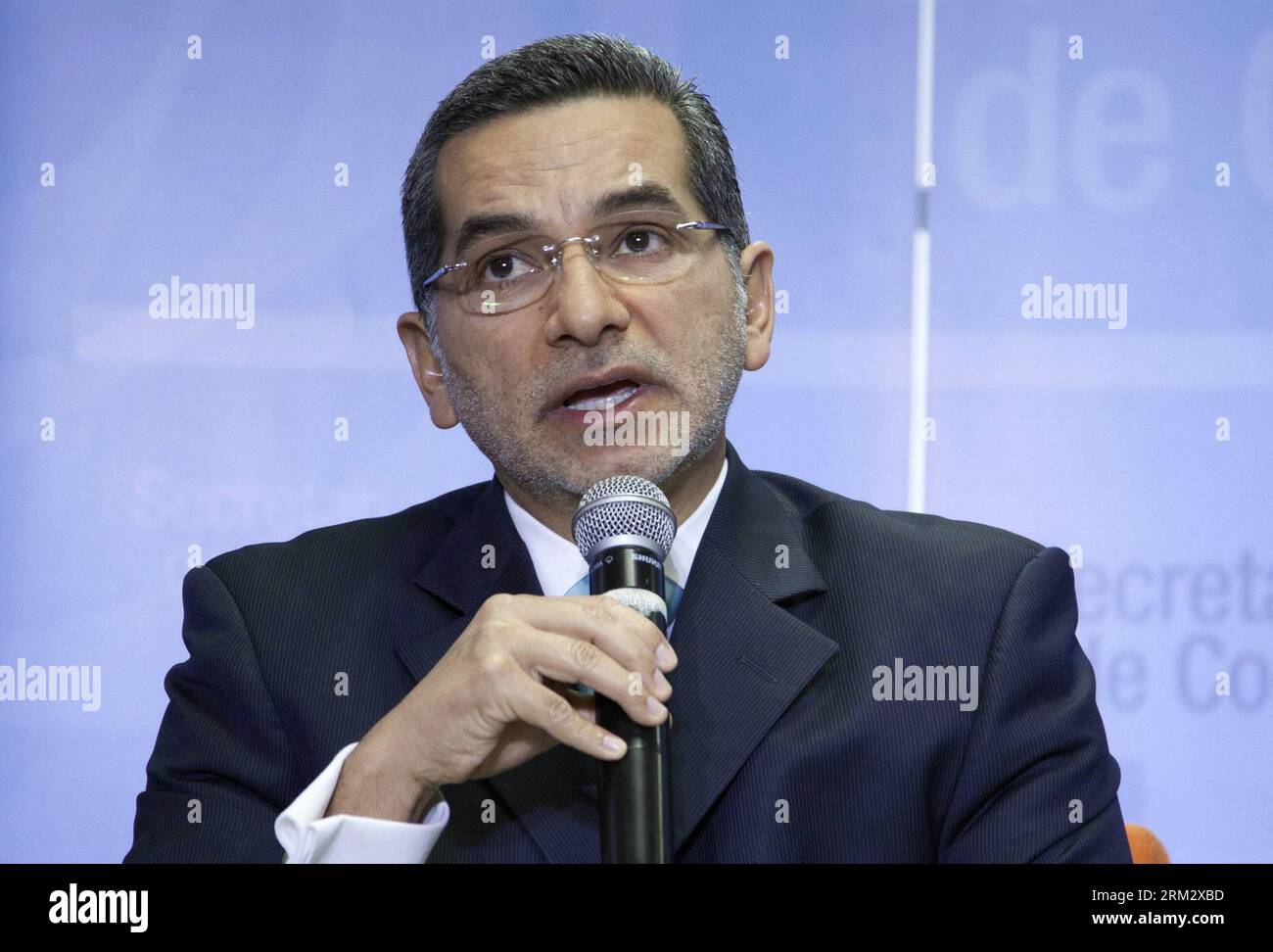 Bildnummer: 59912899  Datum: 27.06.2013  Copyright: imago/Xinhua Ecuadoran National Secretary of Communications Fernando Alvarado attends a press conference in the city of Quito, capital of Ecuador, June 27, 2013. Ecuador denied reports Thursday it had authorized granting safe conduct to Edward Snowden, the U.S. intelligence agent-turned-whistleblower accused of espionage by Washington, so that he can travel to the South American country. (Xinhua/Santiago Armas) ECUADOR-QUITO-US-SNOWDEN PUBLICATIONxNOTxINxCHN People Politik xdp x0x 2013 quer premiumd     59912899 Date 27 06 2013 Copyright Imag Stock Photo