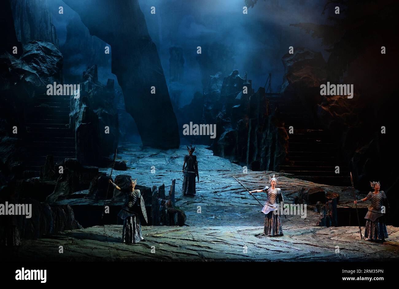 Bildnummer: 60030388  Datum: 06.07.2013  Copyright: imago/Xinhua Actors perform opera Die Walküre created by Richard Wagner at the National Centre for Performing Arts in Beijing, China, July 6, 2013. The opera was performed by China National Opera House to mark the 200th anniversary of Wagner s birth. (Xinhua/Jin Liangkuai) (hdt) CHINA-BEIJING-NCPA-PERFORMANCE (CN) PUBLICATIONxNOTxINxCHN Kultur Oper xas x0x 2013 quer     60030388 Date 06 07 2013 Copyright Imago XINHUA Actors perform Opera the Walküre Created by Richard Wagner AT The National Centre for Performing Arts in Beijing China July 6 2 Stock Photo