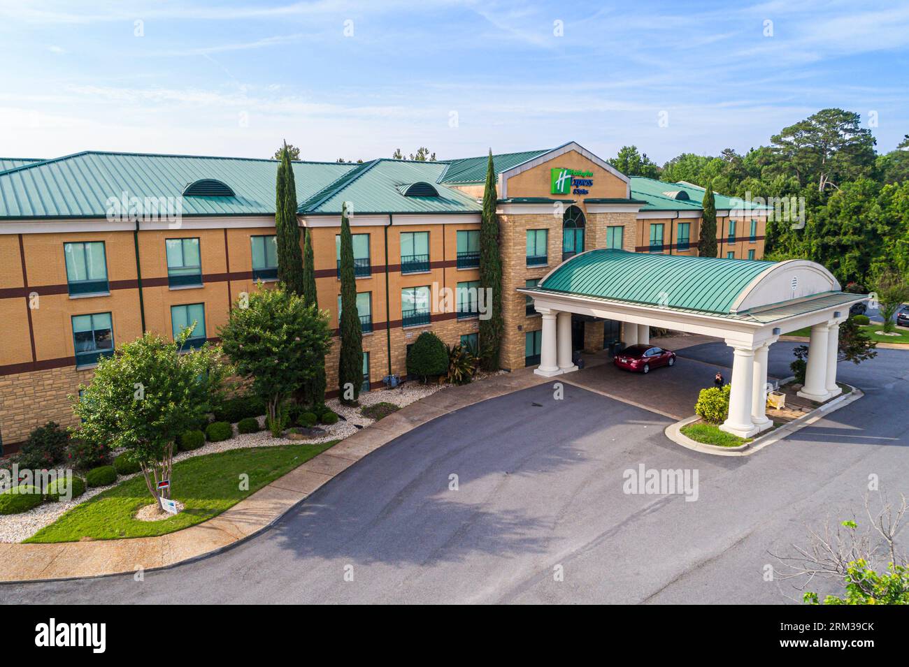 Macon Georgia,Holiday Inn Express & Suites Macon-West IHG hotel,aerial overhead from above view,outside exterior,building front entrance,hotel lodging Stock Photo