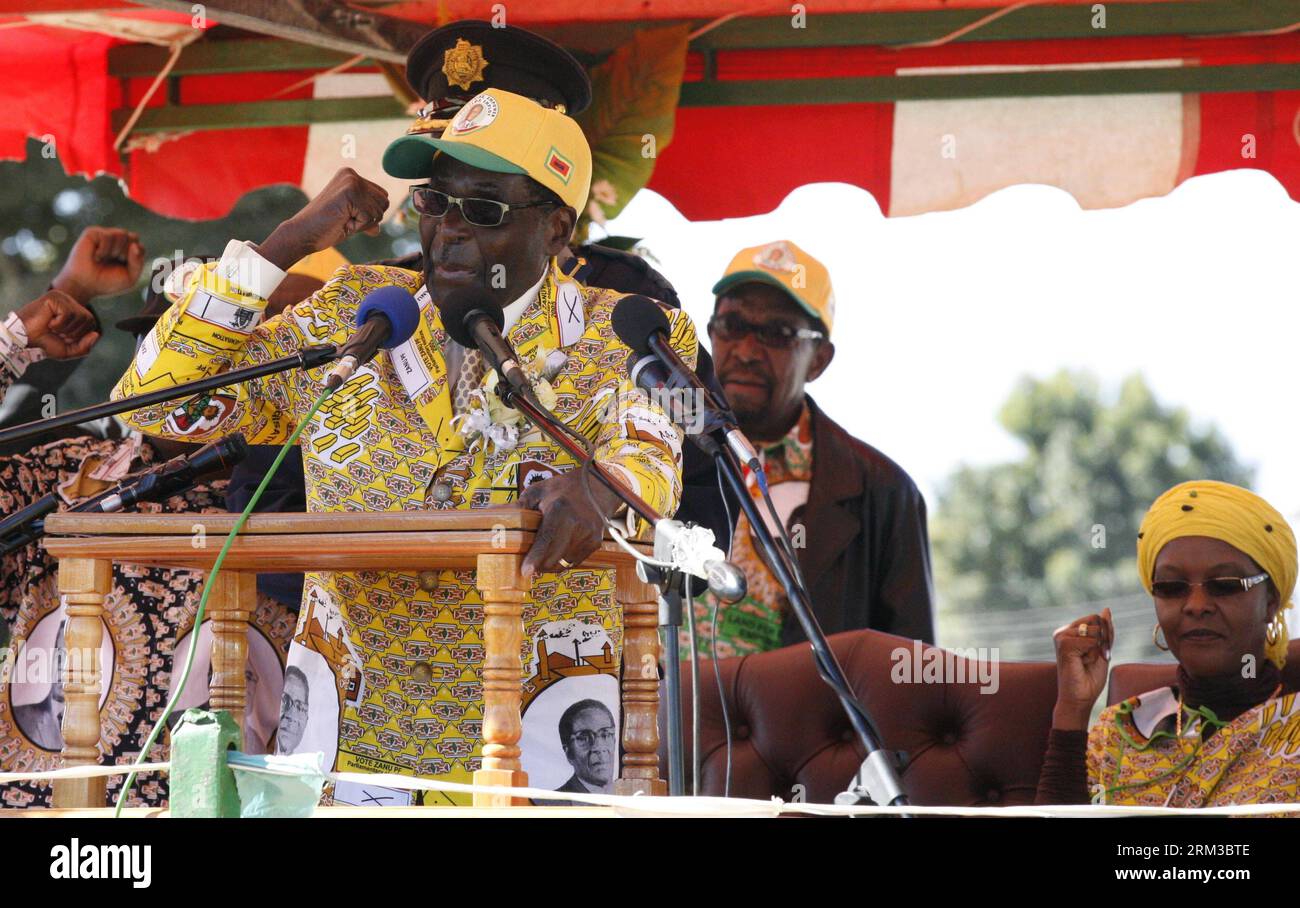 1st Anniversary Celebration Set -星街すいせい President of zimbabwe hi-res stock photography and images - Page 2