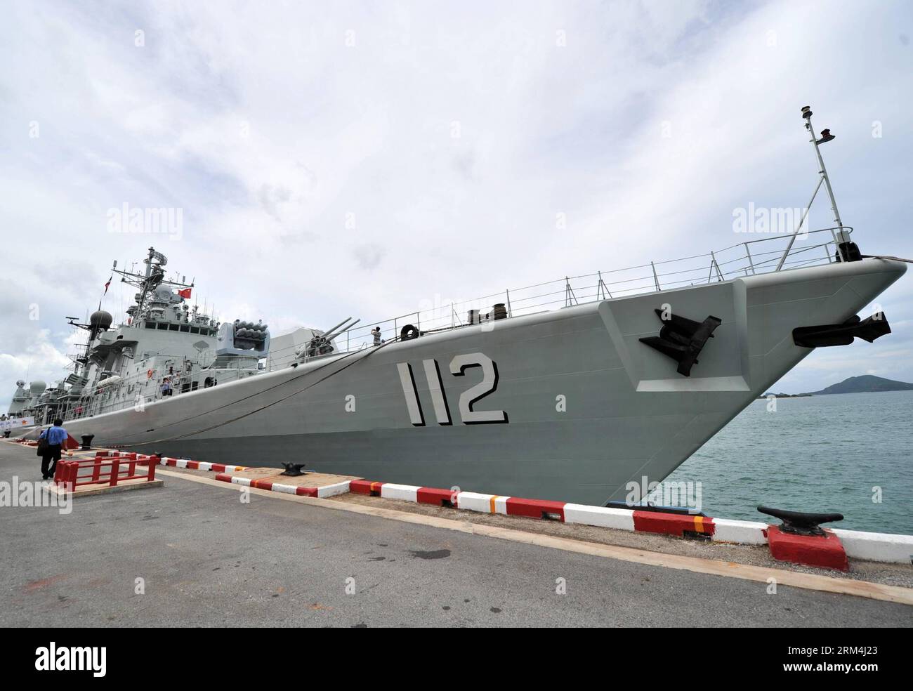 Chinese navy port visit hi-res stock photography and images - Page