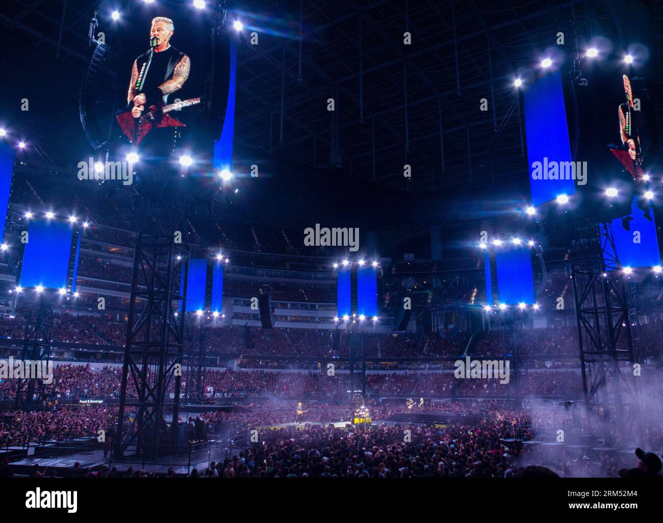 Sofi stadium screen hires stock photography and images Alamy