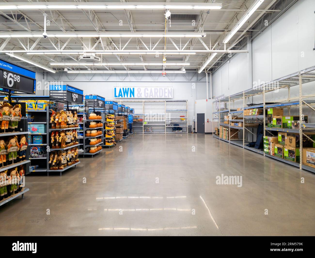 New Hartford, New York - Aug 6, 2023: Close-up View of the Lawn and Garden Department of Walmart Super Center. Stock Photo