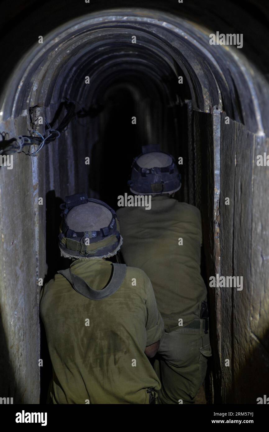 Israel soldiers hamas tunnel hi-res stock photography and images - Alamy