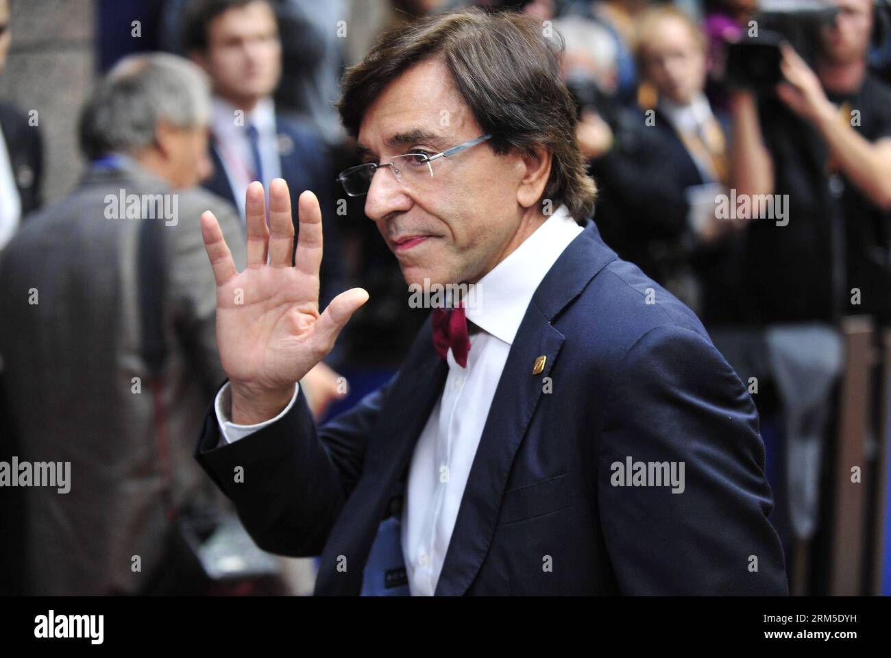 Bildnummer: 60633929  Datum: 24.10.2013  Copyright: imago/Xinhua (131024) -- BRUSSELS, Oct 24, 2013 (Xinhua) -- Belgian Prime Minister Elio Di Rupo arrives for a EU summit at EU s headquarters in Brussels, capital of Belgium, Oct 24, 2013. The two-day EU summit kicked off on Thursday, focusing on economic and social policy issues and the economic and monetary union, as well as developing a consumer and business-friendly Digital Single Market and improving skills.(Xinhua/Ye Pingfan) (yt) BELGIUM-BRUSSELS-EU-SUMMIT PUBLICATIONxNOTxINxCHN People Politik x0x xkg 2013 quer premiumd      60633929 Da Stock Photo