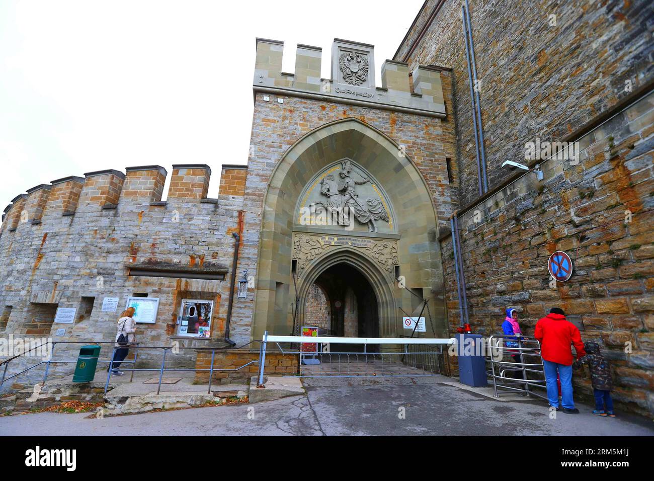Bildnummer: 60684833  Datum: 02.11.2013  Copyright: imago/Xinhua Photo taken on Nov. 2, 2013 shows the entrance of the Burg Hohenzollern in Hechingen, Germany. Burg Hohenzollern is a castle considered to be the ancestral seat of the Hohenzollern family, which emerged in the Middle Ages and eventually became German Emperors. The castle was first constructed in the early 11th century and completely destroyed in 1423. The current version of the castle was rebuilt in mid-19th century. The castle becomes a popular tourist destination today as it is still privately owned by the descendants of the Ho Stock Photo