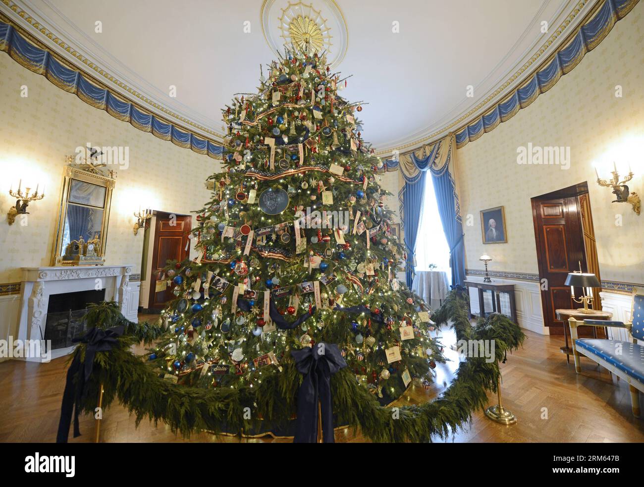 White house christmas tree 18 hi-res stock photography and images - Alamy