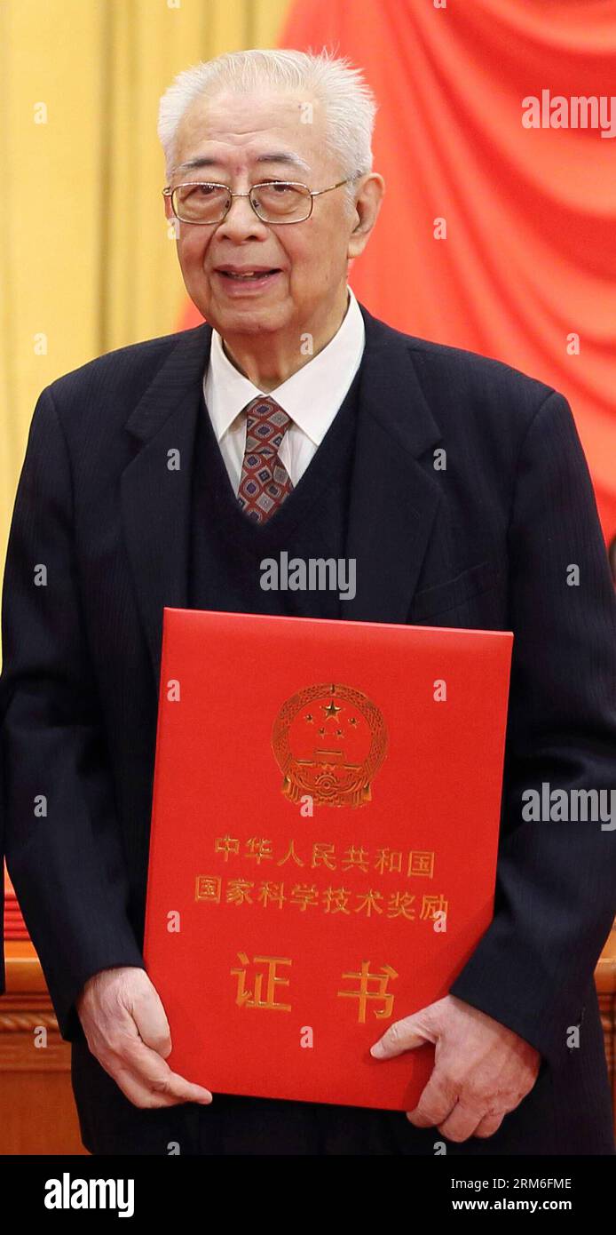 Katta kokrakli porno yulduzlarning fotosuratlari Hasharotlar porno