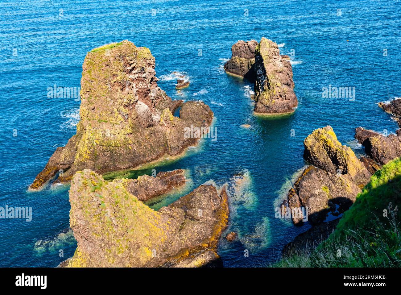 Coastal landscape rocks sea hi-res stock photography and images - Alamy