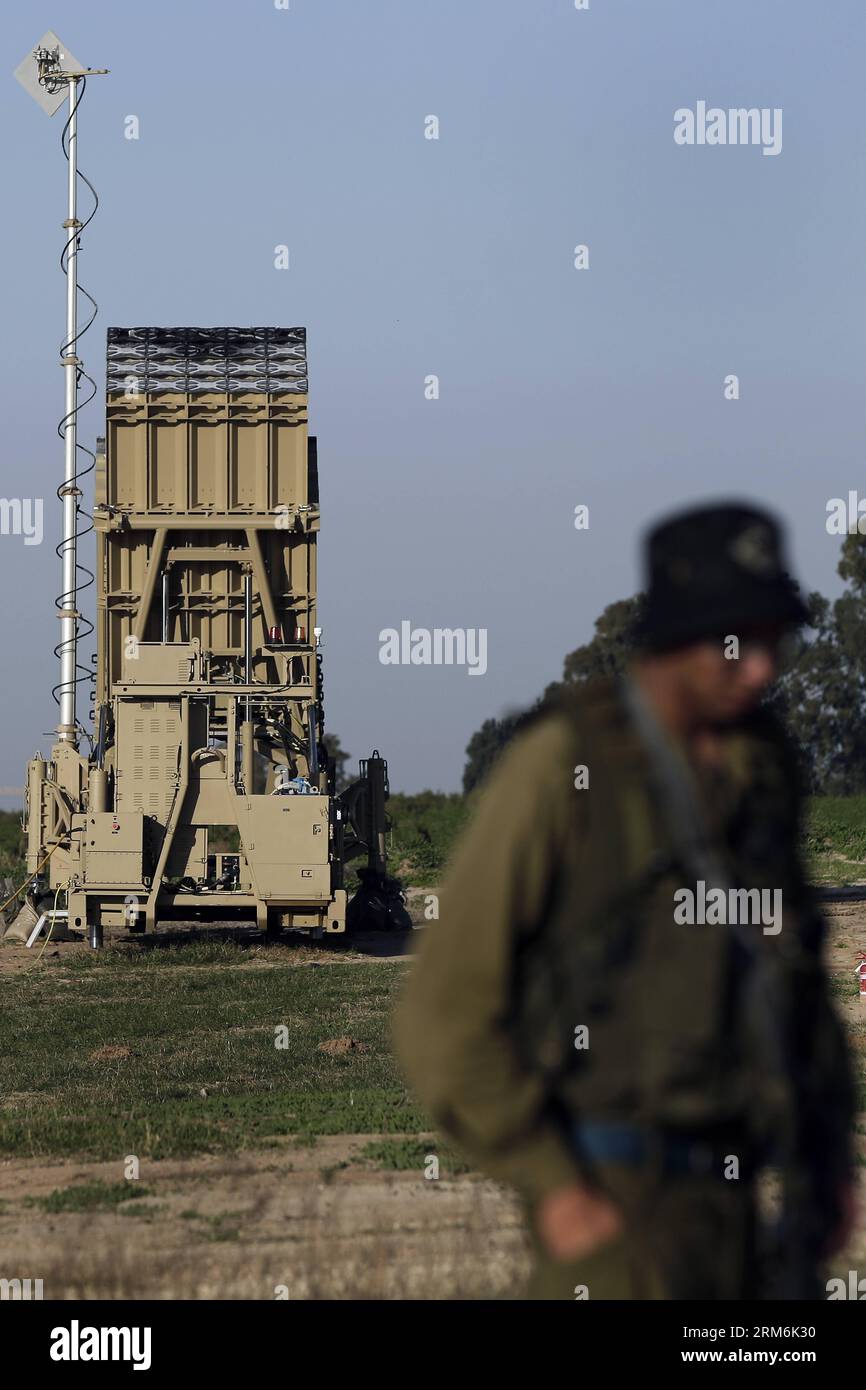(140116) ASHKELON, Jan. 16, 2014 (Xinhua) An Israeli soldier