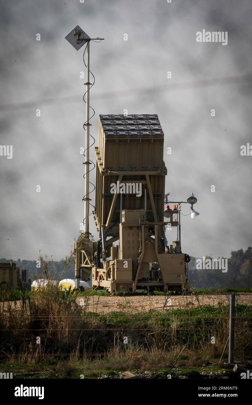 Dom3 Intercepter Iron dome interceptor hi-res stock photography and images - Alamy
