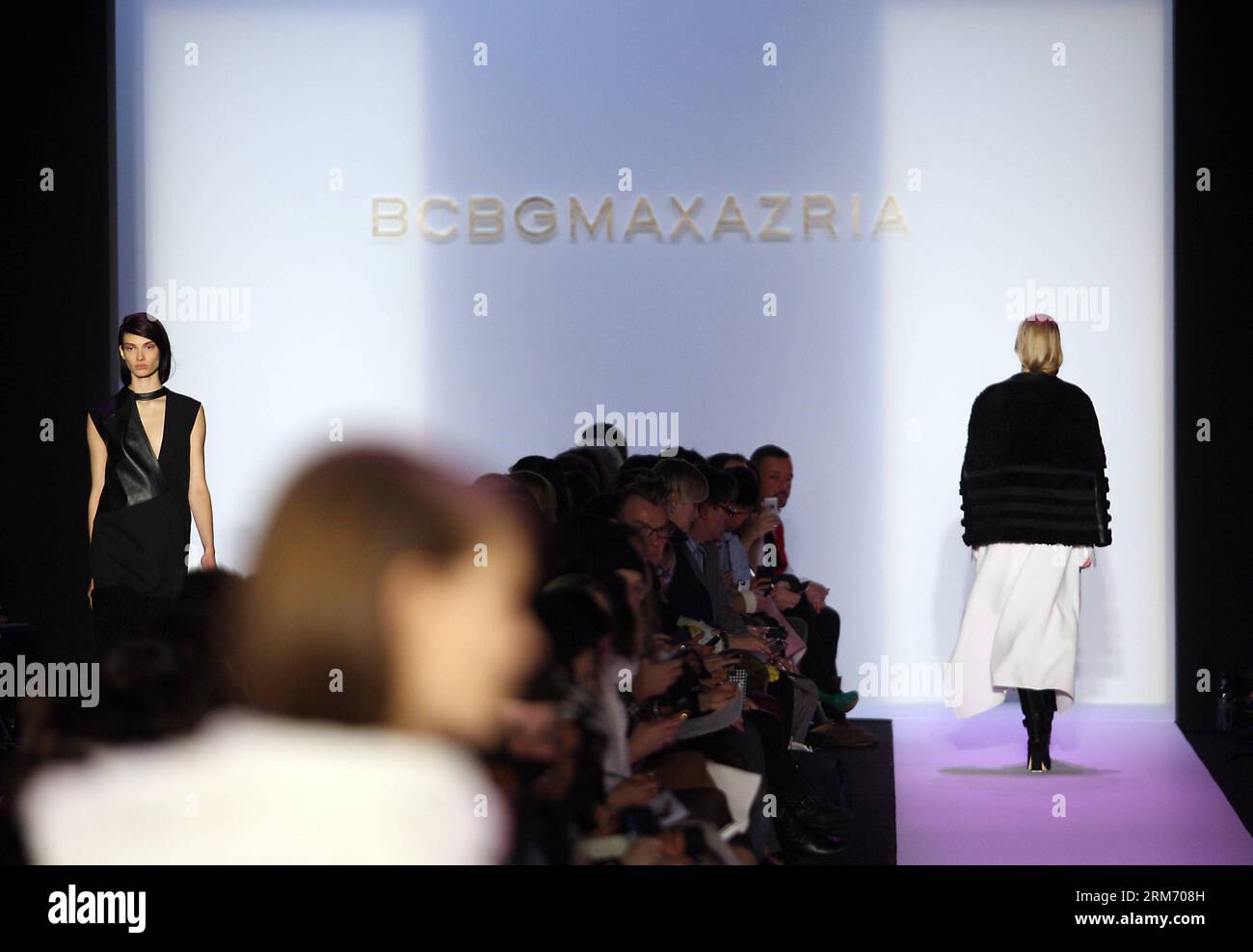 Bcbgmaxazria models hi-res stock photography and images - Alamy