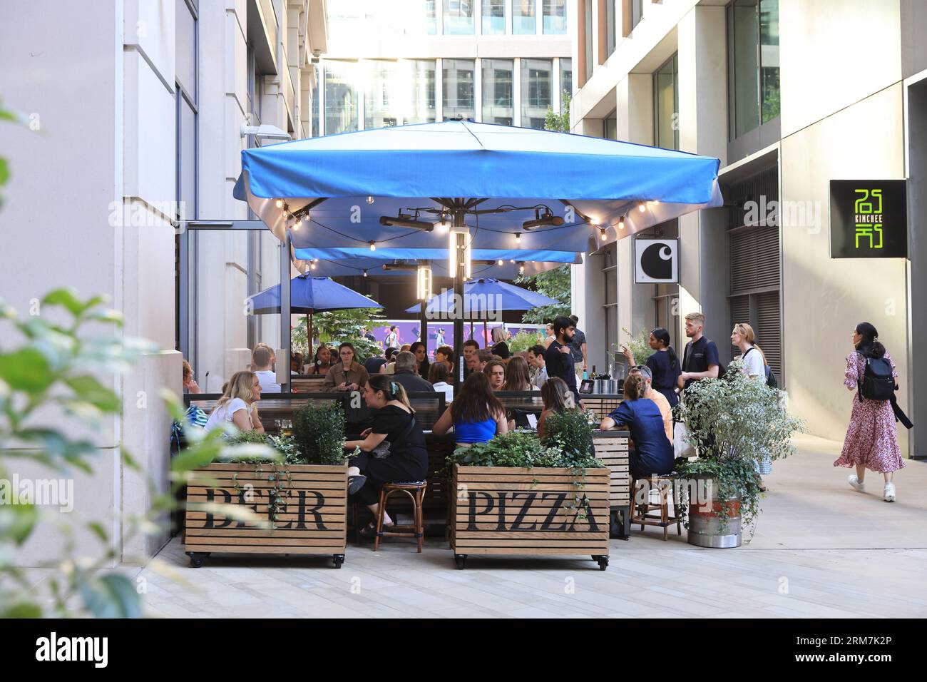 Fatto a Mano pizza and beer continental style restaurant on Pancras