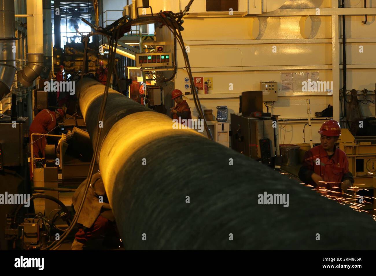 chan Mir hebe clit -19 Wei es hi-res stock photography and images - Alamy