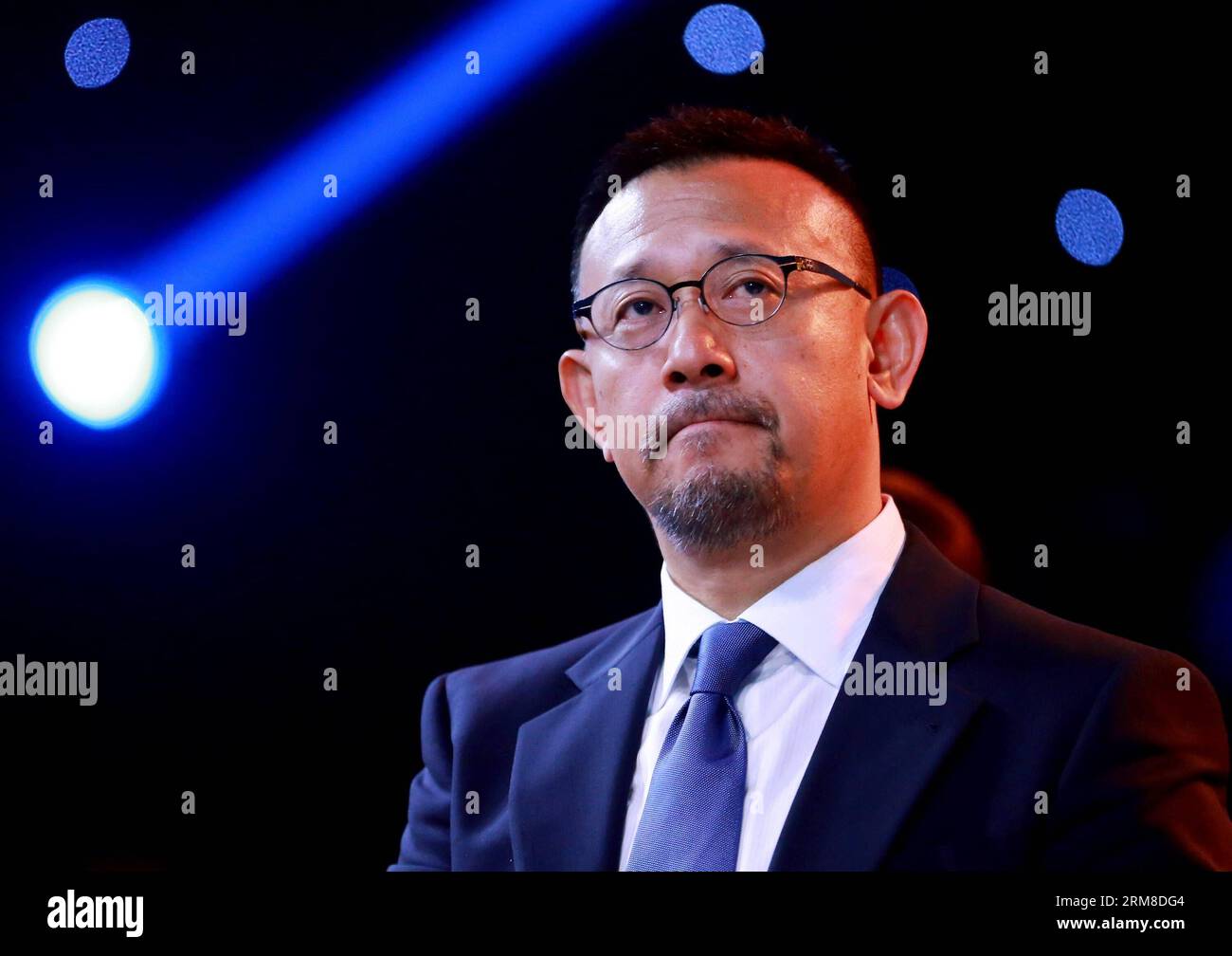 Director Jiang Wen mourns deceased directors Wu Tianming and Lu Xuechang at the 2013 annual commendation conference of China Film Directors Guild in Beijing, capital of China, April 9, 2014. (Xinhua) (zwy) CHINA-BEIJING-COMMENDATION CONFERENCE-CHINA FILM DIRECTORS GUILD(CN) PUBLICATIONxNOTxINxCHN   Director Jiang Wen  deceased Directors Wu  and Lu  AT The 2013 Annual  Conference of China Film Directors Guild in Beijing Capital of China April 9 2014 XINHUA  China Beijing  Conference China Film Directors Guild CN PUBLICATIONxNOTxINxCHN Stock Photo