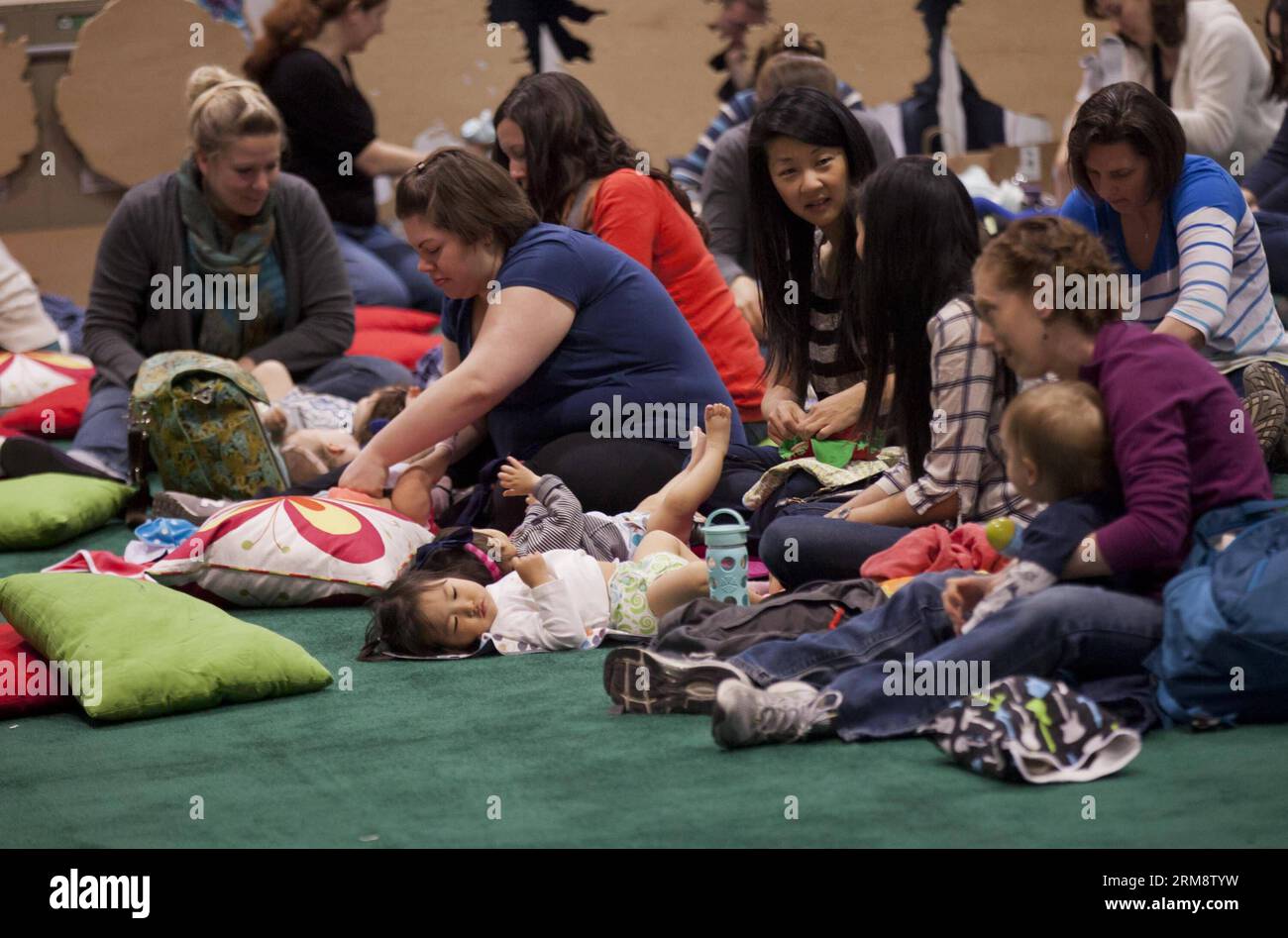 Reusable diapers hires stock photography and images Alamy
