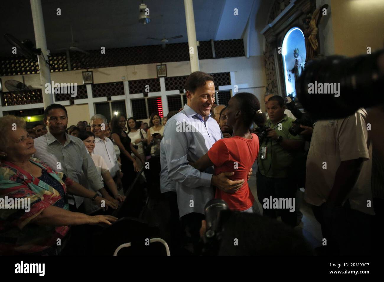 PANAMA CITY, May 5, 2014 (Xinhua) -- Panama s President-elect Juan Carlos Varela (C) greets a supporter upon his arrival at a mass in Panama City, capital of Panama, May 5, 2014. Juan Carlos Varela from the opposition Panamenista Party won the presidential election, Supreme Electoral Court President Erasmo Pinilla said on Sunday. (Xinhua/Mauricio Valenzuela)(zhf) PANAMA-PANAMA CITY-POLITICS-ELECTIONS-PRESIDENT PUBLICATIONxNOTxINxCHN   Panama City May 5 2014 XINHUA Panama S President elect Juan Carlos Varela C greets a Supporter UPON His Arrival AT a Mass in Panama City Capital of Panama May 5 Stock Photo