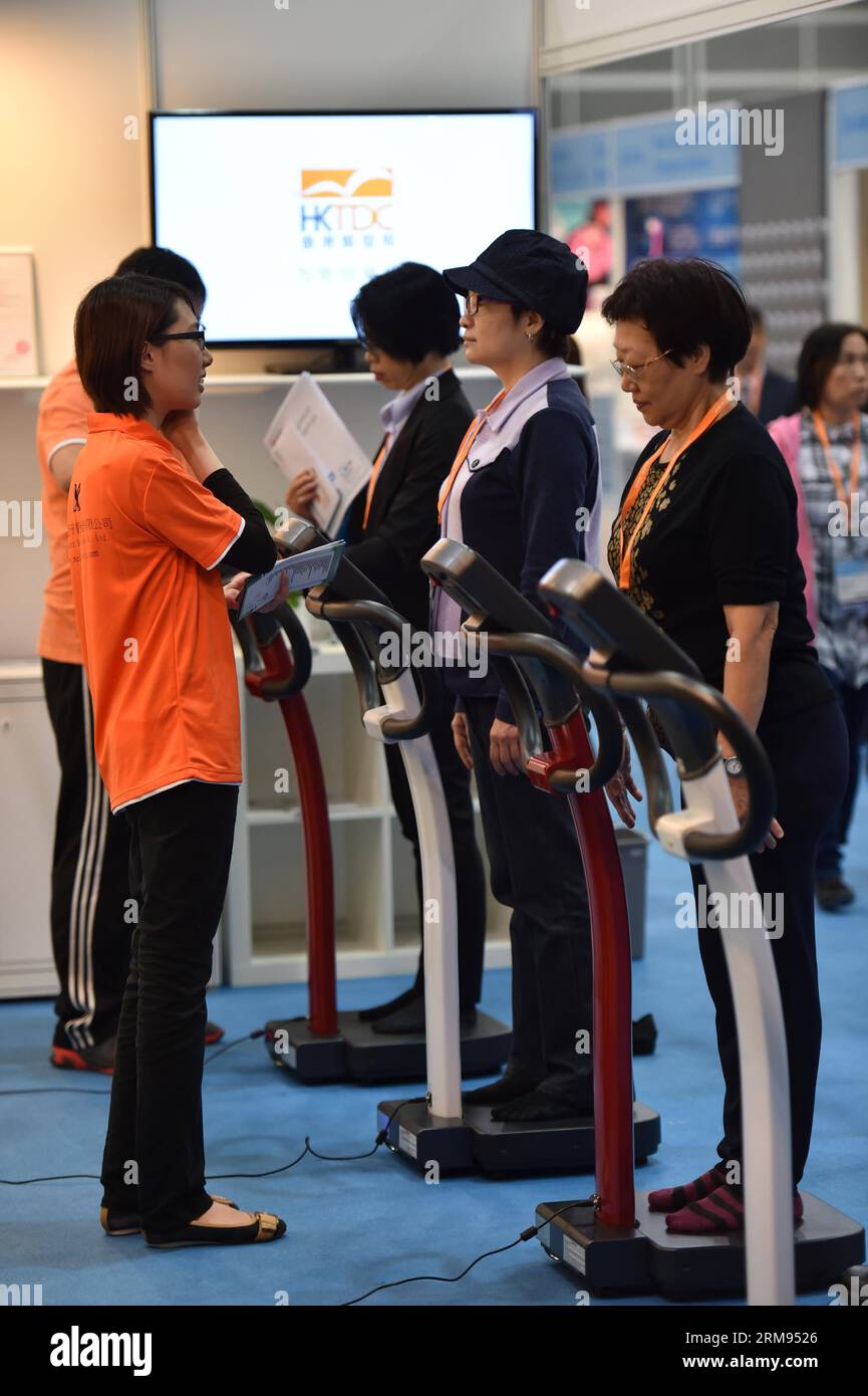 Visitors experience exhibited medical devices at Hong Kong Convention