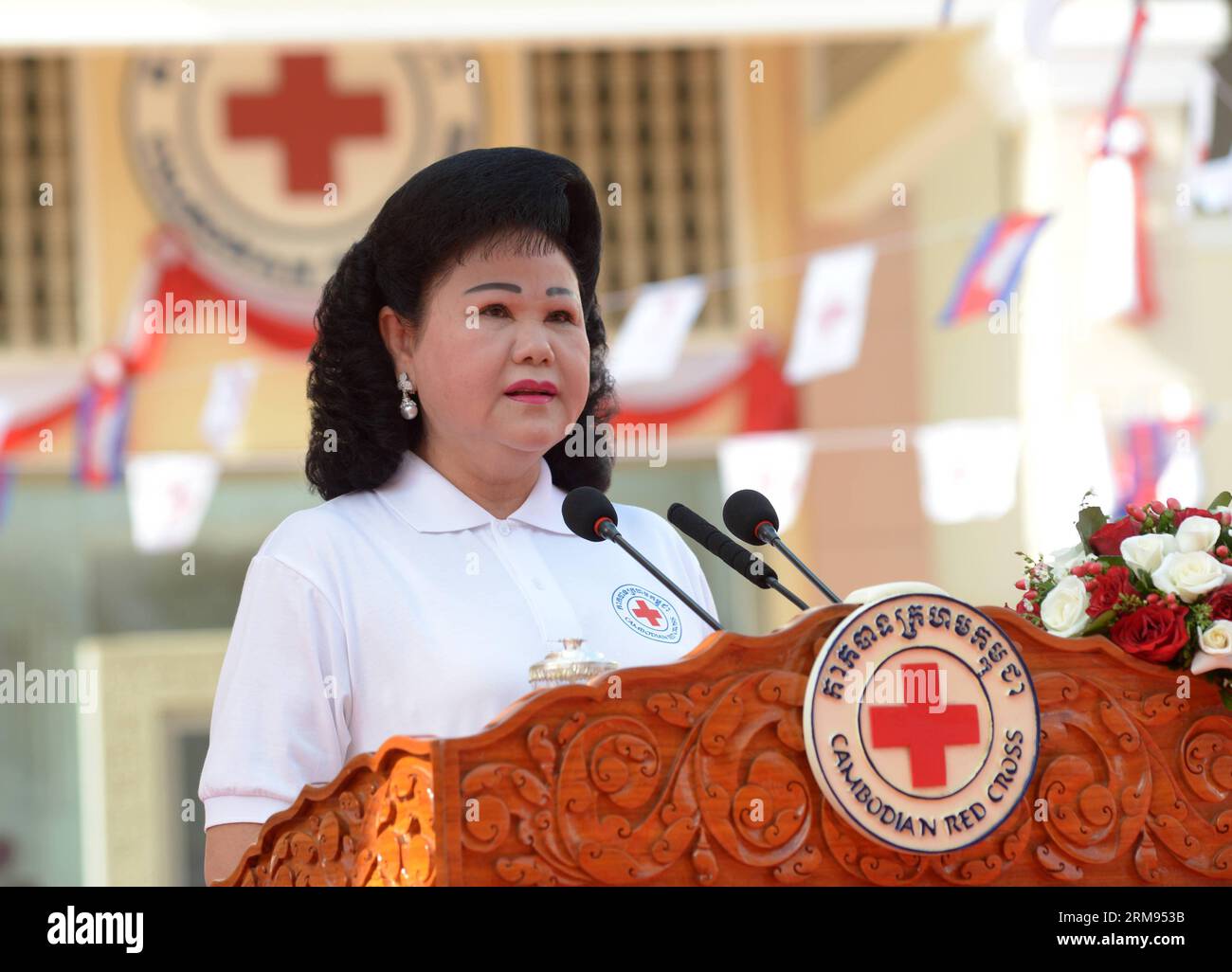 (140508) -- PHNOM PENH, May 8, 2014 (Xinhua) -- President of the ...
