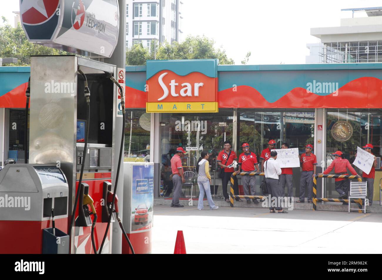 Caltex petrol station hi-res stock photography and images - Alamy