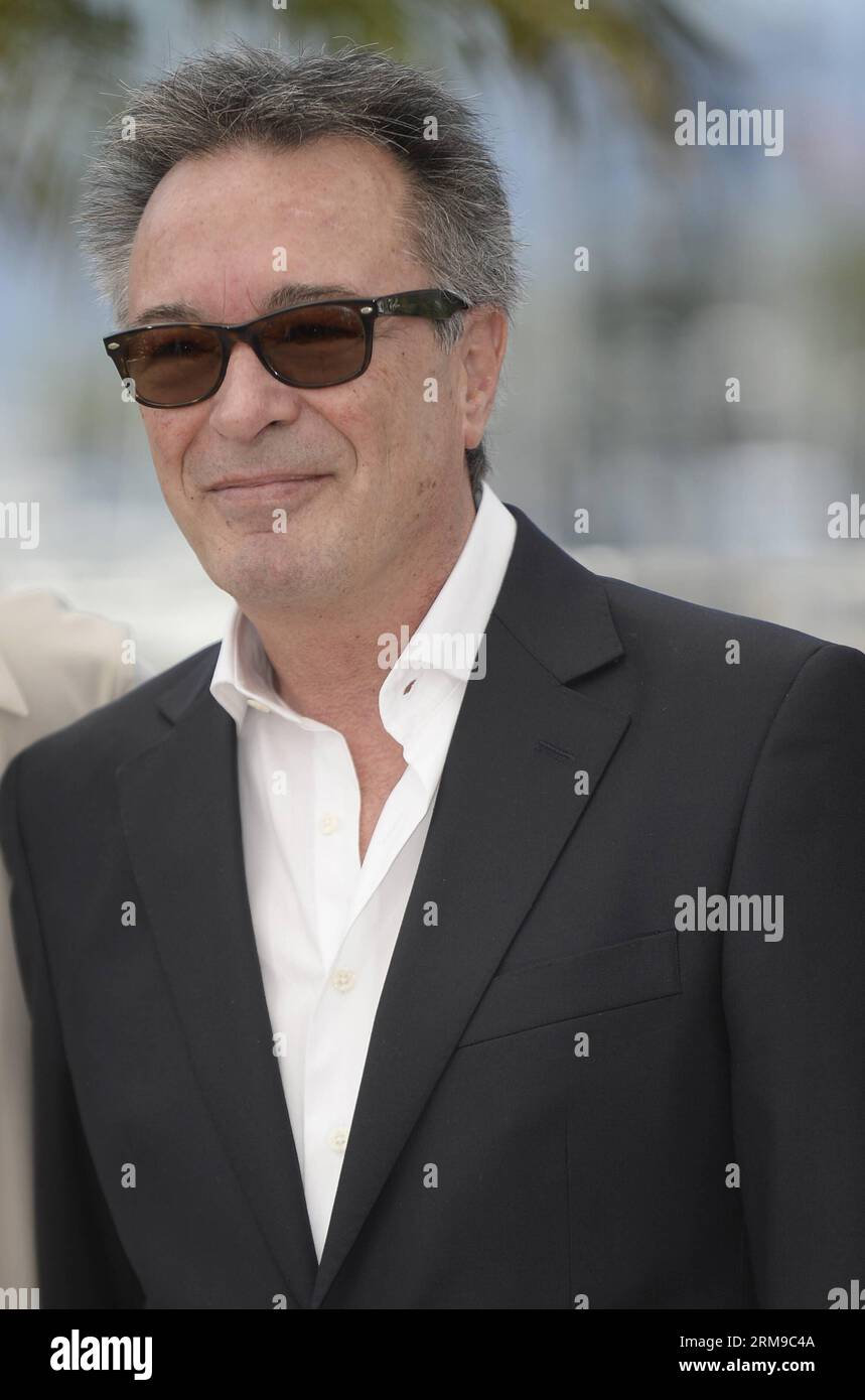 (140517) -- CANNES, May 17, 2014 (Xinhua) -- Actor Oscar Martinez poses during the photocall for Relatos Salvajes (Wild Tales) during the 67th Cannes Film Festival in Cannes, France, May 17, 2014. The movie is presented in the Official Competition of the festival which runs from 14 to 25 May. (Xinhua/Ye Pingfan) FRANCE-CANNES-FILM FESTIVAL-WILD TALES-PHOTO CALL PUBLICATIONxNOTxINxCHN   Cannes May 17 2014 XINHUA Actor Oscar Martinez Poses during The photo call for  Salvajes Wild Valley during The 67th Cannes Film Festival in Cannes France May 17 2014 The Movie IS presented in The Official Compe Stock Photo