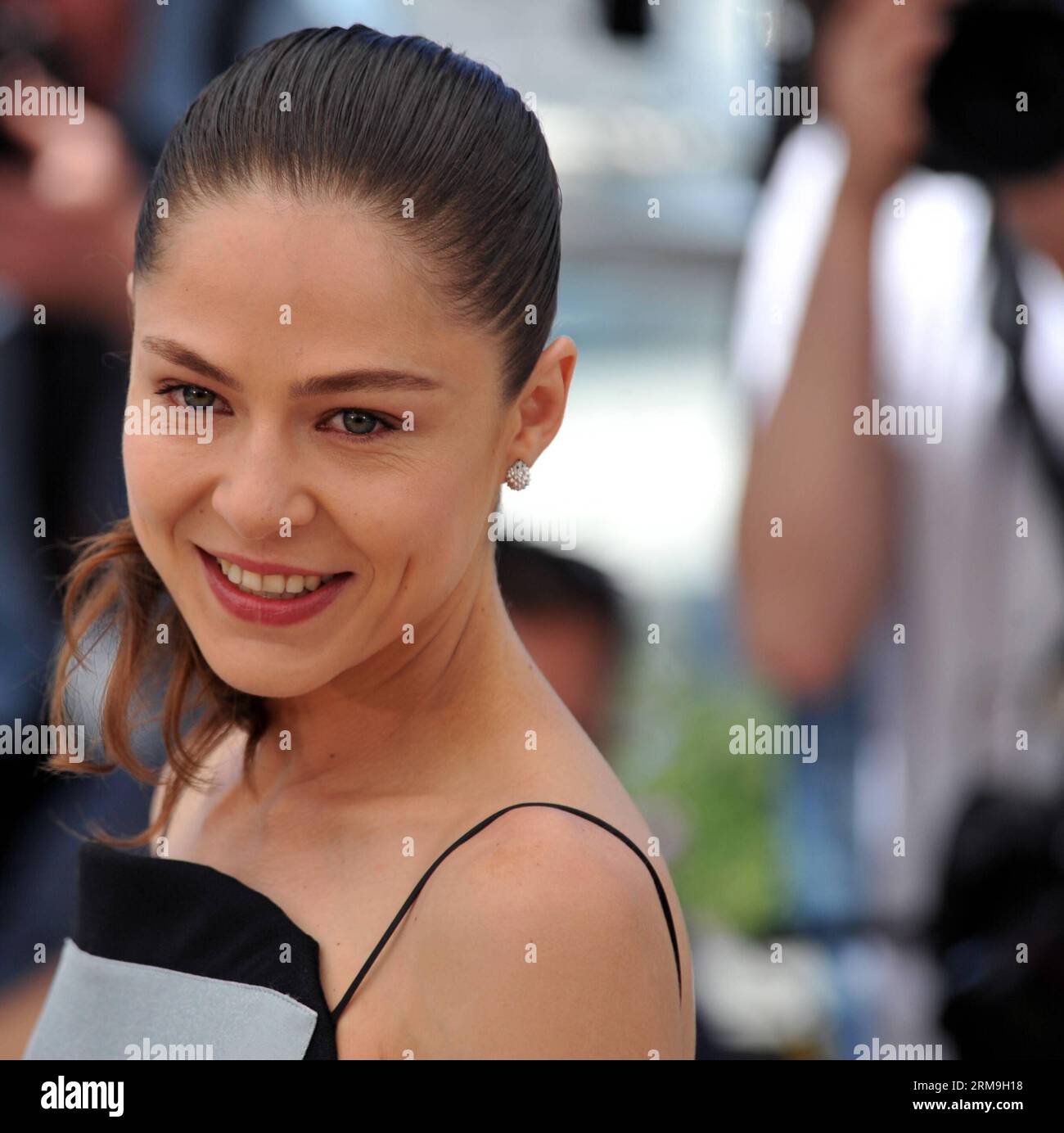 Russian Actress Elena Lyadova Poses For Photos During A Photocall For The Film Leviathan At The 3523